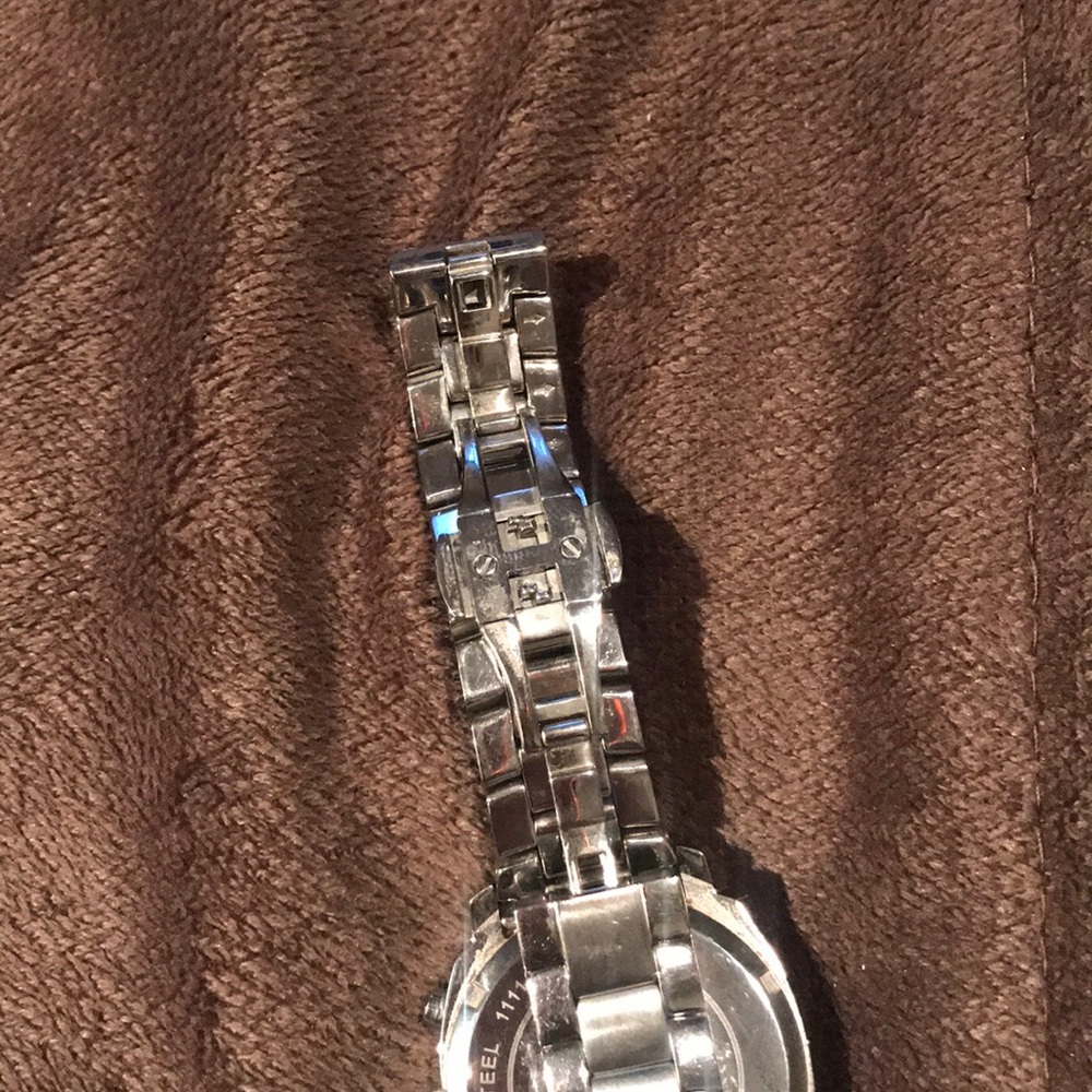 Silver Michael Kors watch - Picture 5 of 5